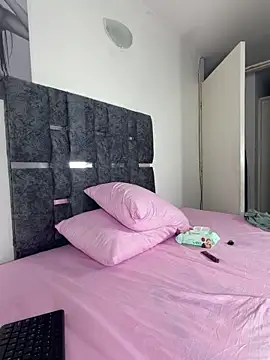 Natasharuso online show from 03/09/26, 09:46