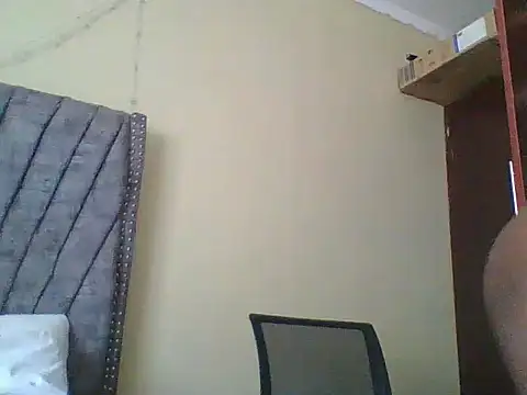 Snapshot of Dizzydose chatting on 03/06/25, 06:08 Dizzydose online show from 03/06/25, 06:08