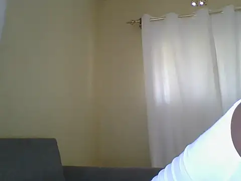 Snapshot of Dizzydose chatting on 10/07/25, 04:46 Dizzydose online show from 10/07/25, 04:46