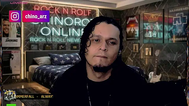 Snapshot of chino_roz chatting on 07/15/26, 06:31 chino roz online show from 07/15/26, 06:31