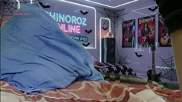 chino roz online show from 10/26/25, 07:36