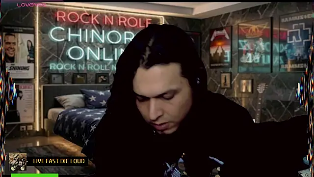Snapshot of chino_roz chatting on 06/24/26, 06:23 chino roz online show from 06/24/26, 06:23