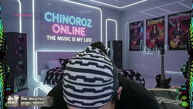 chino roz online show from 10/09/25, 05:41
