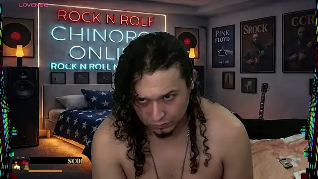 Snapshot of chino_roz chatting on 02/23/26, 10:27 chino roz online show from 02/23/26, 10:27