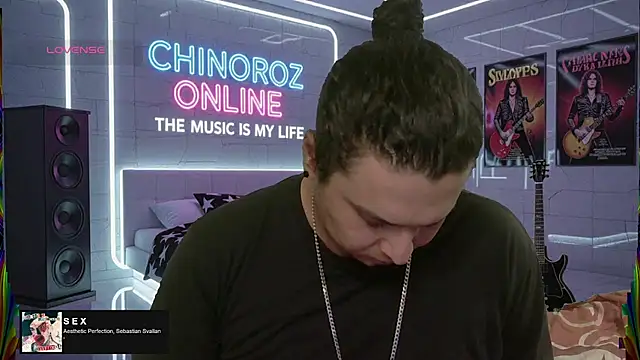 chino roz online show from 09/09/25, 01:42