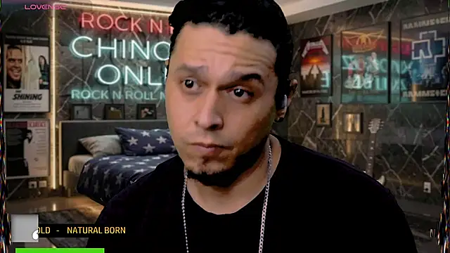 Snapshot of chino_roz chatting on 07/18/26, 12:52 chino roz online show from 07/18/26, 12:52