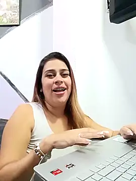 Latina sexy1 online show from 03/21/25, 01:45