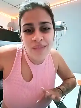 Latina sexy1 online show from 03/07/25, 12:48
