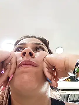 Latina sexy1 online show from 09/16/25, 02:18