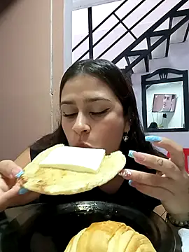 Latina sexy1 online show from 10/16/25, 01:19