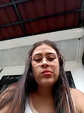 Latina sexy1 online show from 04/07/26, 01:02