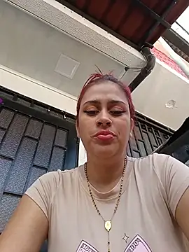 Snapshot of Latina_sexy1 chatting on 06/20/26, 03:17 Latina sexy1 online show from 06/20/26, 03:17