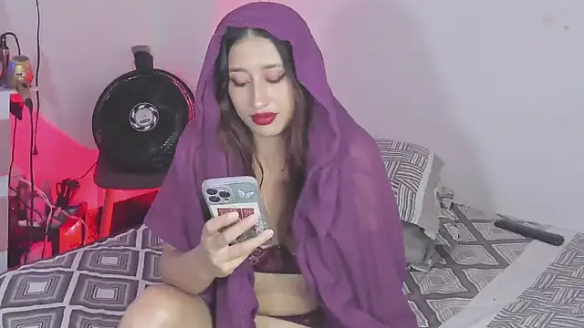 Snapshot of adila_anich chatting on 12/05/24, 02:58 adila anich online show from 12/05/24, 02:58