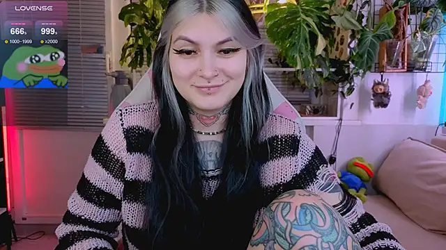 Snapshot of jelya_sg chatting on 11/29/25, 12:27 jelya sg online show from 11/29/25, 12:27