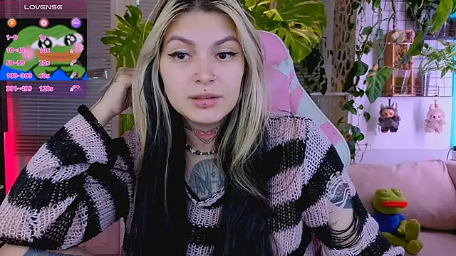 Snapshot of jelya_sg chatting on 09/28/25, 12:12 jelya sg online show from 09/28/25, 12:12