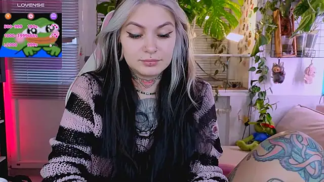 Snapshot of jelya_sg chatting on 11/02/25, 10:53 jelya sg online show from 11/02/25, 10:53