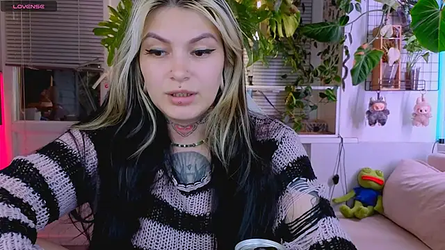 Snapshot of jelya_sg chatting on 09/08/25, 03:33 jelya sg online show from 09/08/25, 03:33