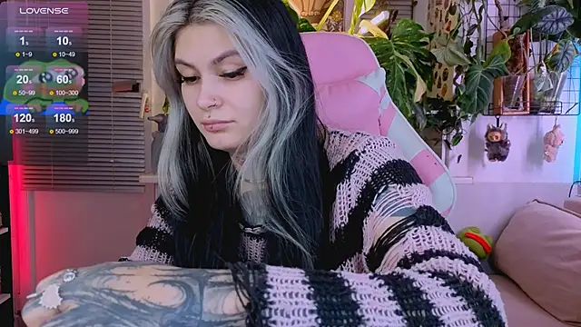 Snapshot of jelya_sg chatting on 12/02/25, 03:14 jelya sg online show from 12/02/25, 03:14