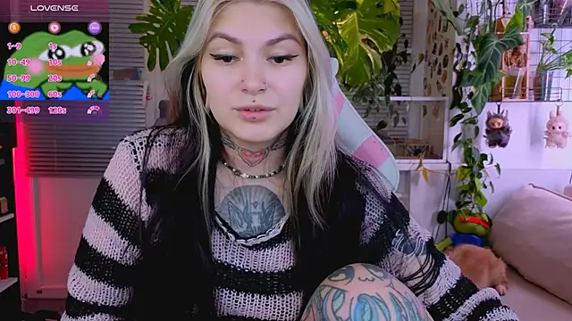 Snapshot of jelya_sg chatting on 10/22/25, 01:10 jelya sg online show from 10/22/25, 01:10