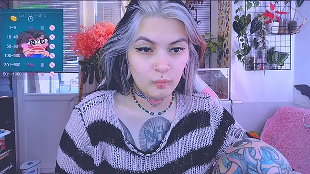 Snapshot of jelya_sg chatting on 03/10/25, 10:28 jelya sg online show from 03/10/25, 10:28