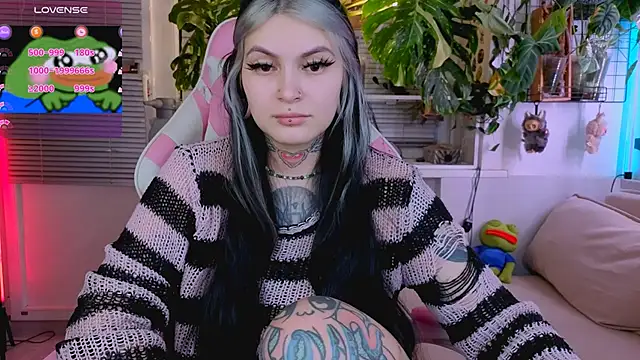 Snapshot of jelya_sg chatting on 11/24/25, 02:50 jelya sg online show from 11/24/25, 02:50