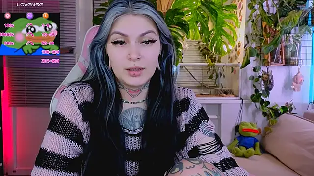 Snapshot of jelya_sg chatting on 11/12/25, 01:26 jelya sg online show from 11/12/25, 01:26