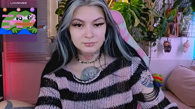 Snapshot of jelya_sg chatting on 11/23/25, 12:26 jelya sg online show from 11/23/25, 12:26