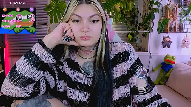 Snapshot of jelya_sg chatting on 09/17/25, 03:47 jelya sg online show from 09/17/25, 03:47