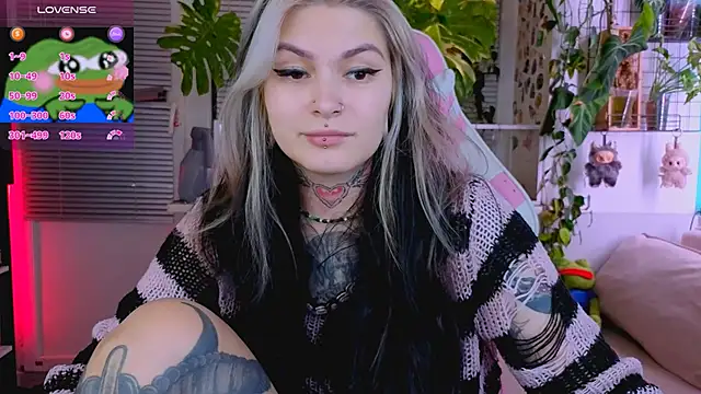 Snapshot of jelya_sg chatting on 10/15/25, 02:47 jelya sg online show from 10/15/25, 02:47