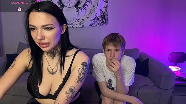 Laura Key online show from 07/15/26, 06:48