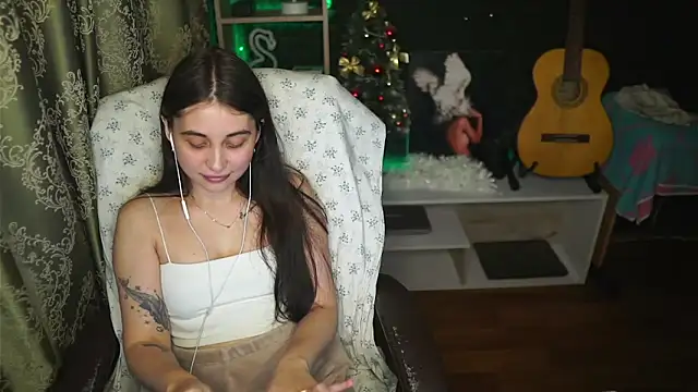 delicatedBailey online show from 10/09/25, 02:39