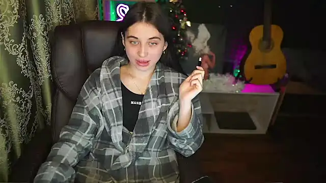 delicatedBailey online show from 01/12/25, 02:52