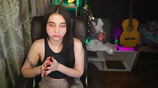 delicatedBailey online show from 02/10/25, 05:47