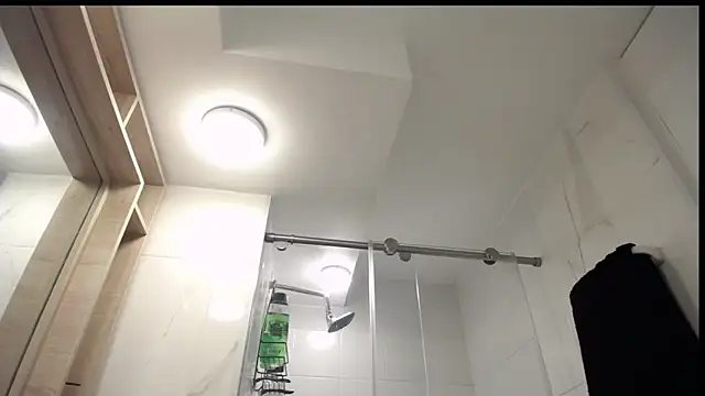 Santiago kiler online show from 11/14/25, 10:41