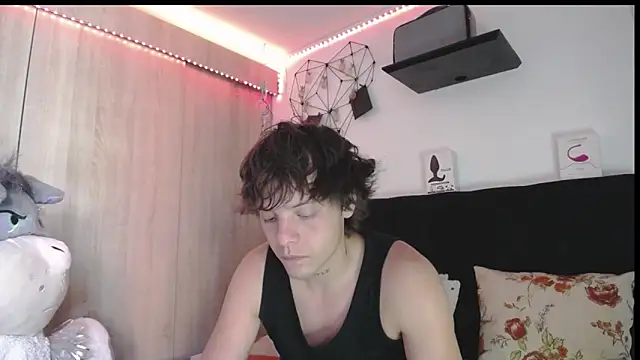 Santiago kiler online show from 03/02/26, 08:27