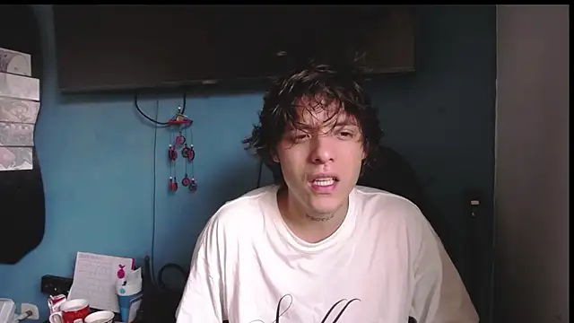 Santiago kiler online show from 04/13/26, 04:44