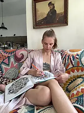 LeyaJohnson online show from 06/04/26, 12:10