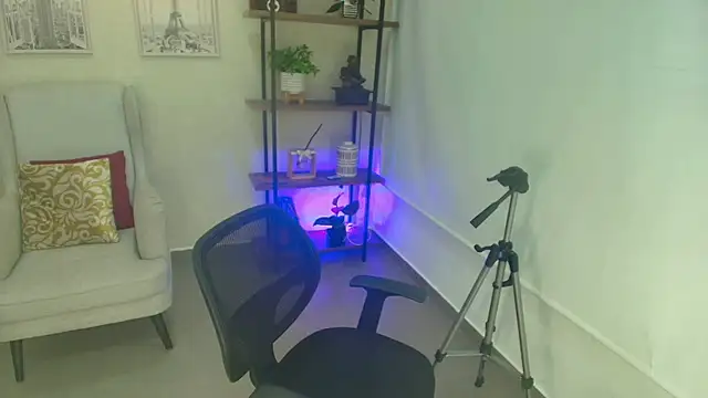 Sassy--Girl online show from 04/08/26, 07:04