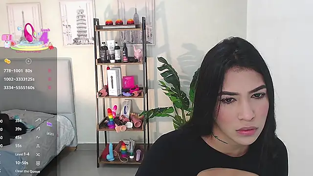 Snapshot of Sassy--Girl chatting on 03/19/25, 06:12 Sassy--Girl online show from 03/19/25, 06:12