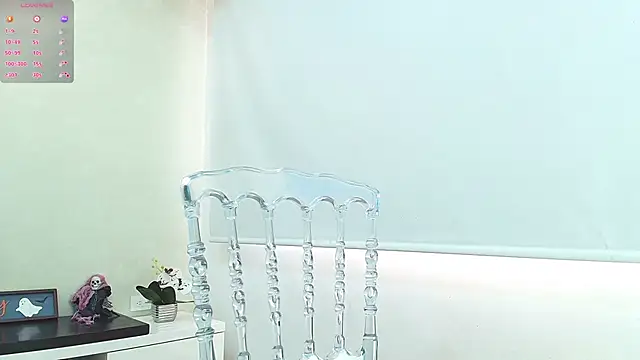 Sassy--Girl online show from 10/19/25, 01:36