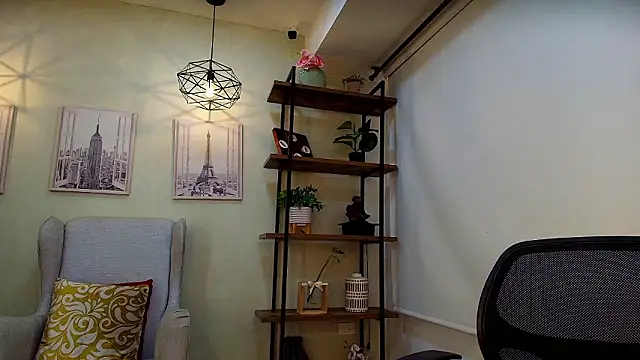 Sassy--Girl online show from 02/27/26, 06:30