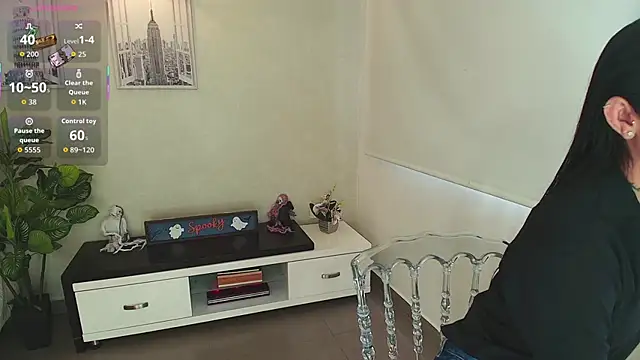 Sassy--Girl online show from 10/30/25, 06:05