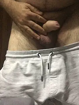 Snapshot of hairysmallcockguy chatting on 01/03/25, 01:24 hairysmallcockguy online show from 01/03/25, 01:24