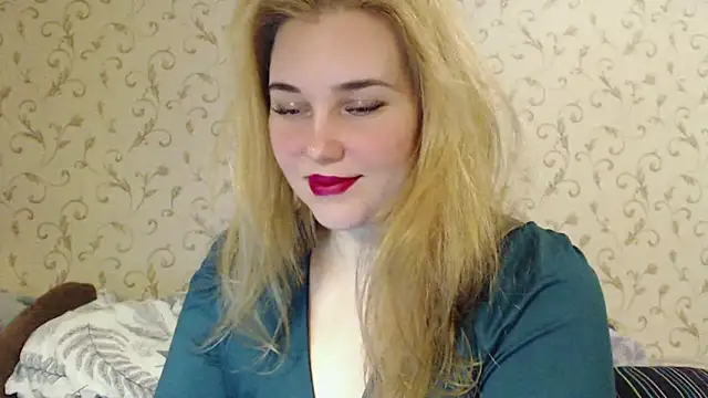Snapshot of mmmPinUpGirl chatting on 02/28/25, 07:35 mmmPinUpGirl online show from 02/28/25, 07:35