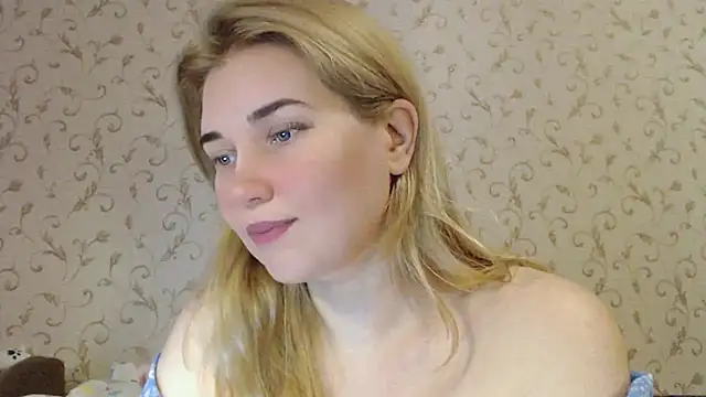 Snapshot of mmmPinUpGirl chatting on 09/12/25, 06:57 mmmPinUpGirl online show from 09/12/25, 06:57