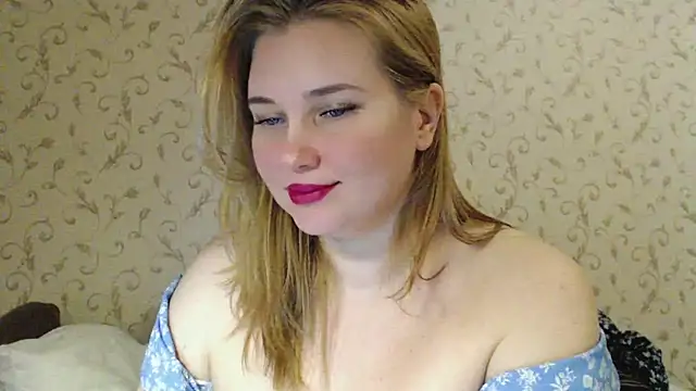 Snapshot of mmmPinUpGirl chatting on 03/13/25, 10:54 mmmPinUpGirl online show from 03/13/25, 10:54