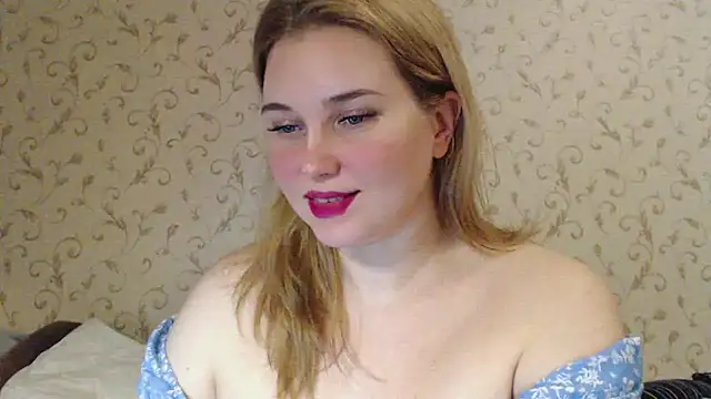 Snapshot of mmmPinUpGirl chatting on 03/11/25, 10:31 mmmPinUpGirl online show from 03/11/25, 10:31