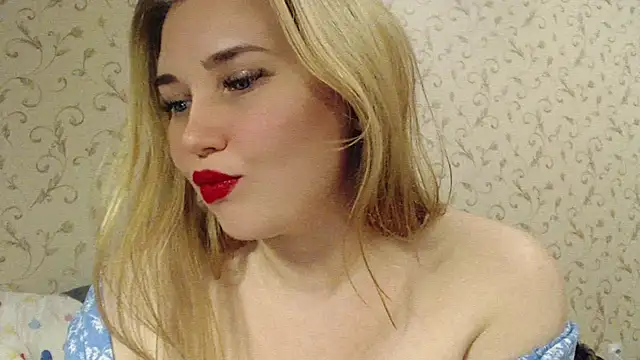 Snapshot of mmmPinUpGirl chatting on 01/11/25, 01:37 mmmPinUpGirl online show from 01/11/25, 01:37