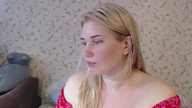 Snapshot of mmmPinUpGirl chatting on 07/12/26, 04:52 mmmPinUpGirl online show from 07/12/26, 04:52