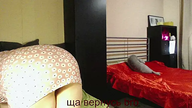 mmmPinUpGirl online show from 11/12/25, 05:39